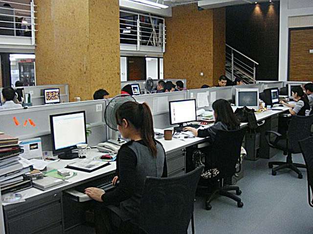 广东活性溶剂染料的特点